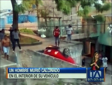 Un hombre murió calcinado en el interior de un vehículo en Esmeraldas