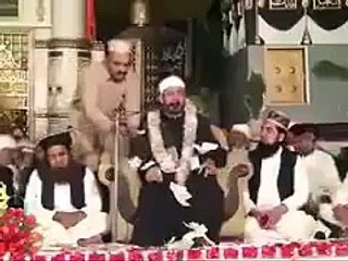 الله لا تربحهم ولا يرشقوا  على إلي يقرا في القرأن كما يرشق على الرقصات يا ربي ارحمنا