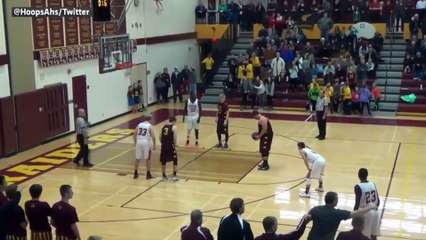 Un panier au buzzer de l’autre côté du terrain !