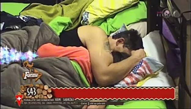 Farma 6_ Stanija se zavukla kod Kristijana pod Jorgan u Kreve