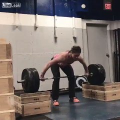 Big Booty Crossfit 20 Yr Old Girl Snatches 200 Lbs