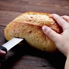 Tomato Mozzarella Garlic Bread Dippers