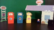 Zoe Zebra Peppa Pig - Grandad Dog's Garage - Playset : Peppa , George , Grandad Dog