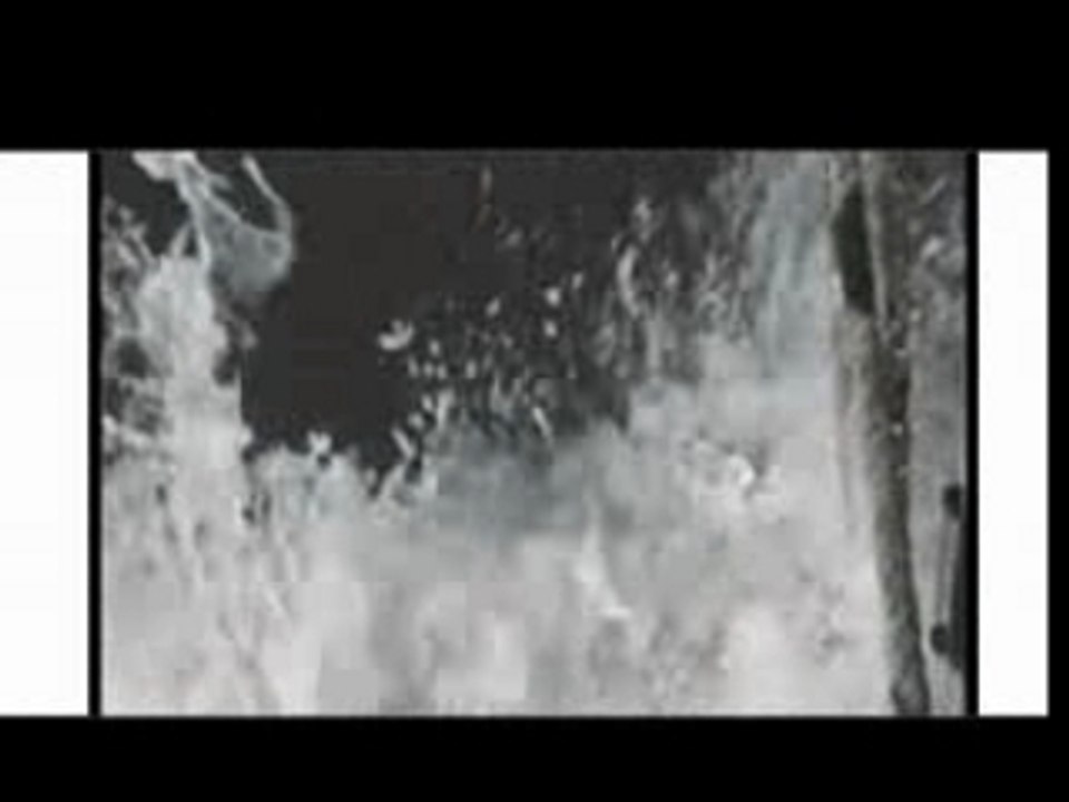 Clip Togo : ... 2 la rue 13.