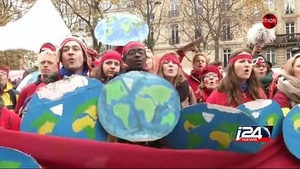 Des milliers de militants écologistes rassemblés à Paris