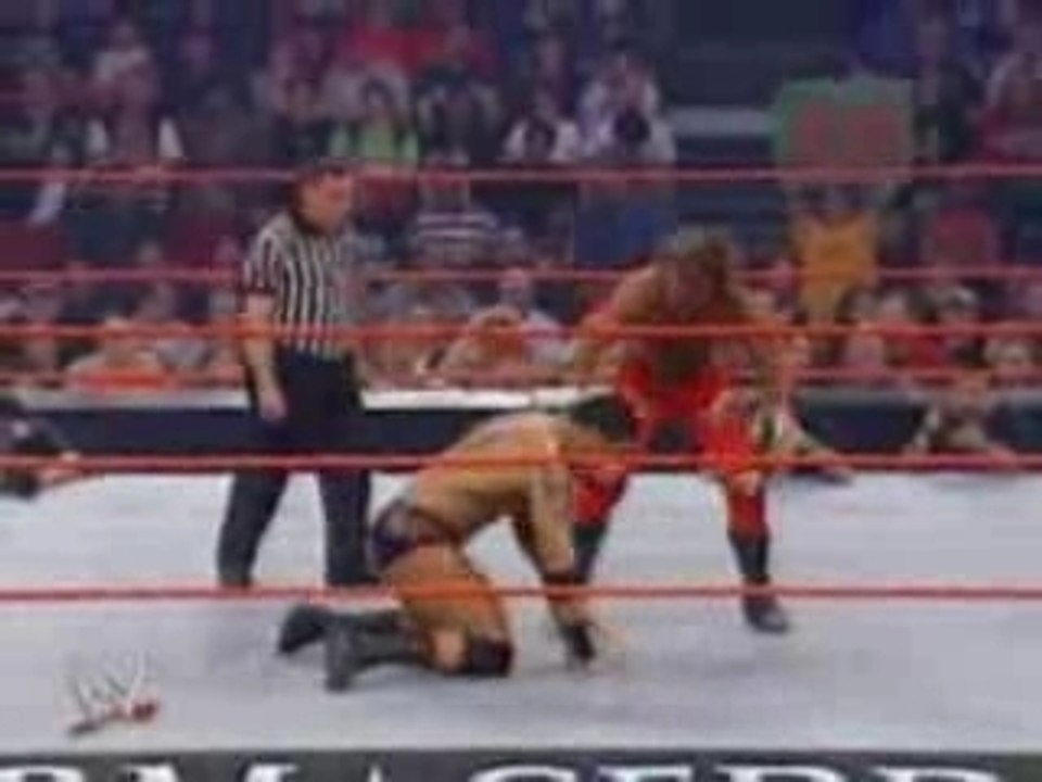 WWE - Armageddon 2003 - Batista vs Shawn
