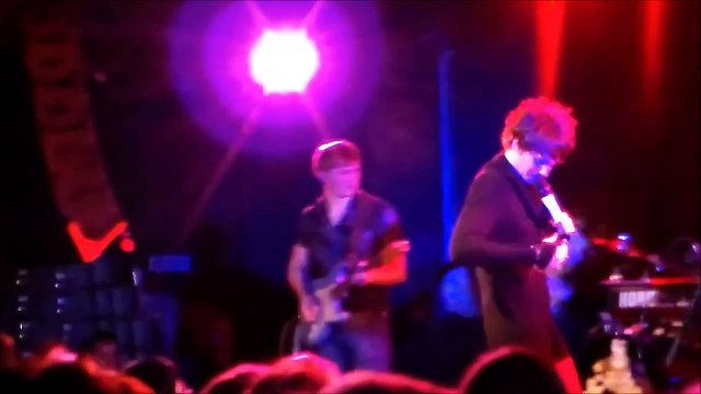 «Лети» А.Бон (Москва, «16 тонн», 6.12.2015) (Nina Maslennikova)