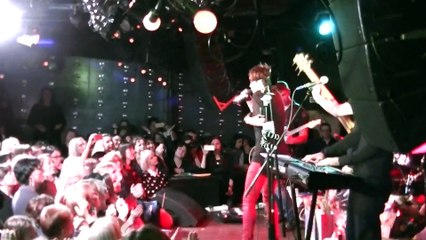 «Supremacy» А.Бон (Москва, «16 тонн», 6.12.2015) (Ruth)