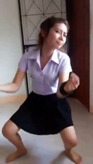 Dancing hot girl funny more funny :))