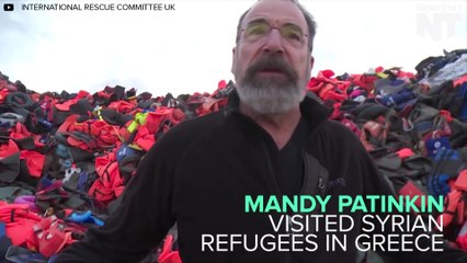 Mandy Patinkin Visited Syrian Refugees in Greece