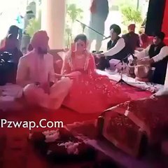 Kiss in Gurdwara Sahib