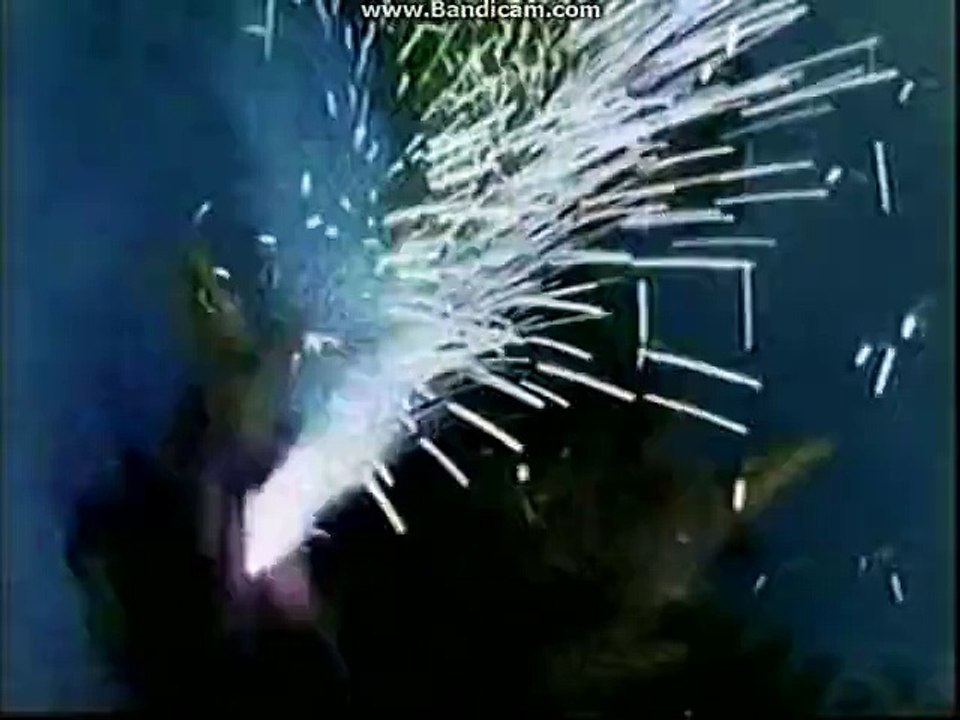 Zone Fighter vs Red Spark
