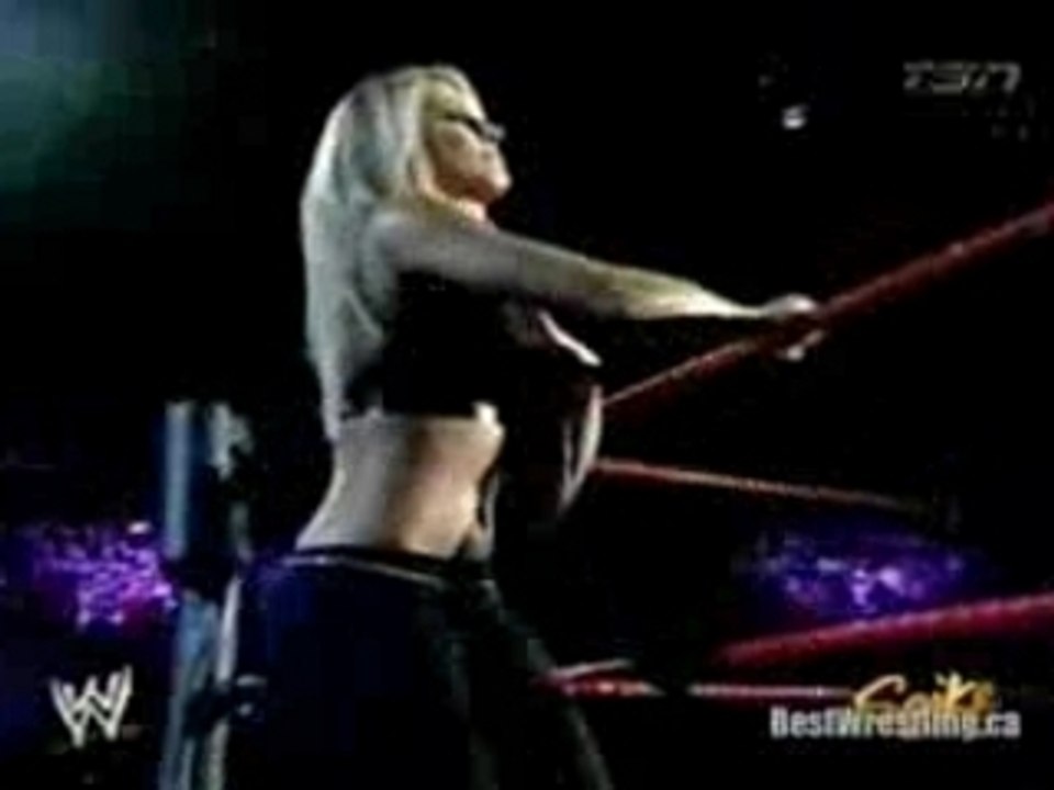 TrishEnterRaw021405
