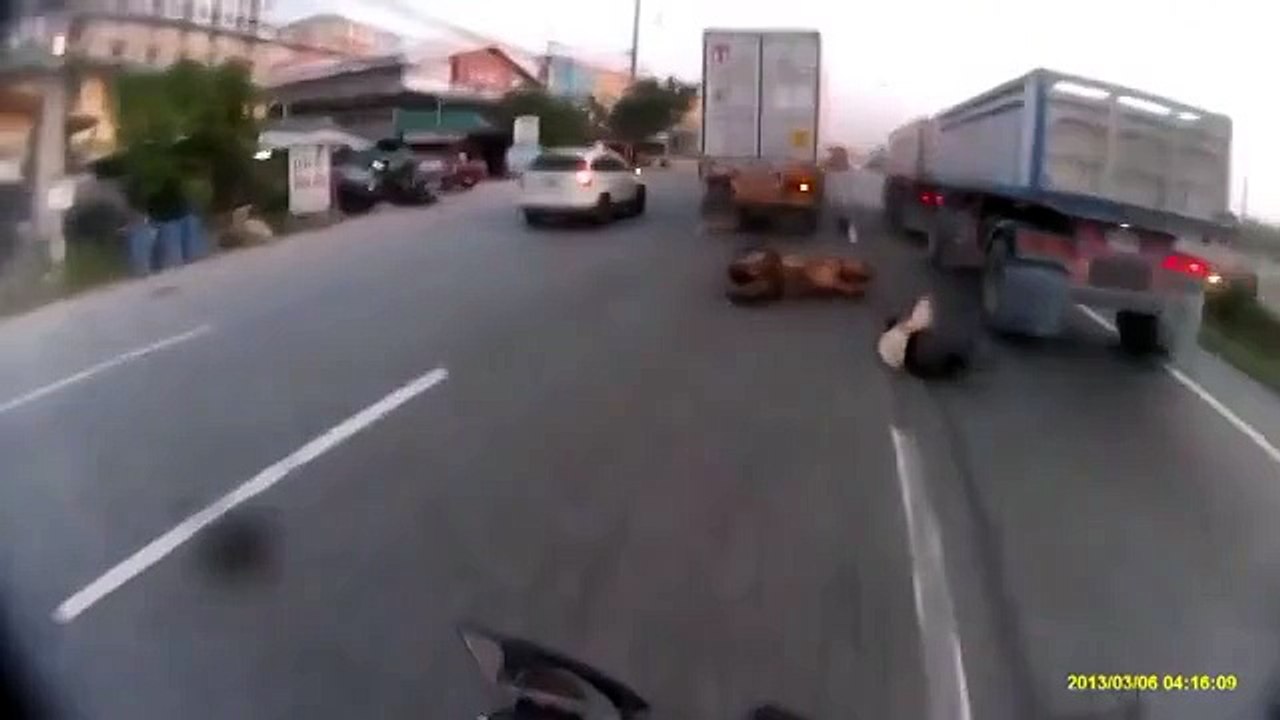 Вот не зря говорят:суждено утонуть, не повесишься!!!