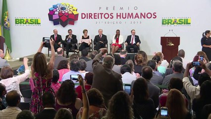 Rousseff dice que luchará contra impeachment