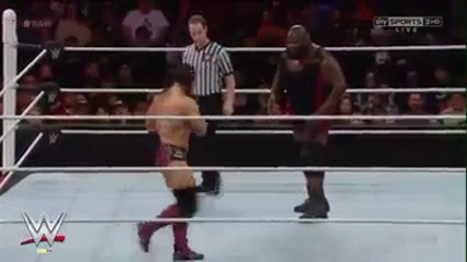 wwe raw -12-015 Neville vs Mark Henry