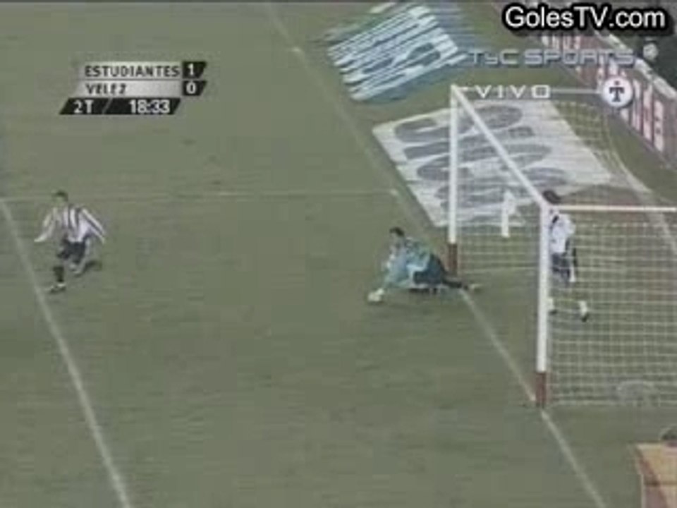 Estudiantes 1-1 Velez (1-0 Lugüercio)