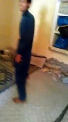 gr sy door parhny aye huwe student ka dance dakhain.....
