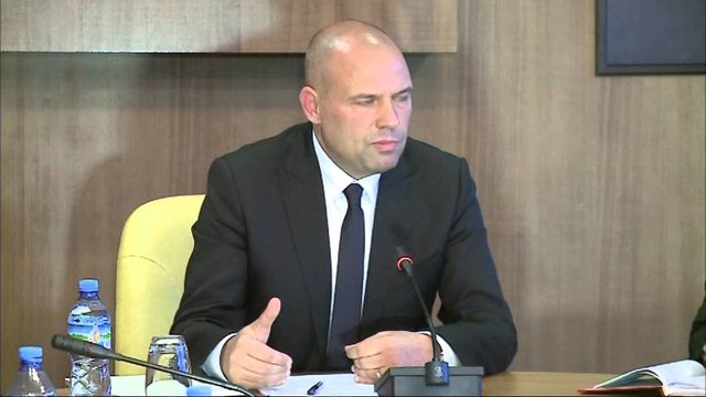 PROJEKTLIGJI PER AMNISTINE NE BURGJE, ME TE FAVORIZUAR JANE TE MITURIT DHE FEMRAT LAJM