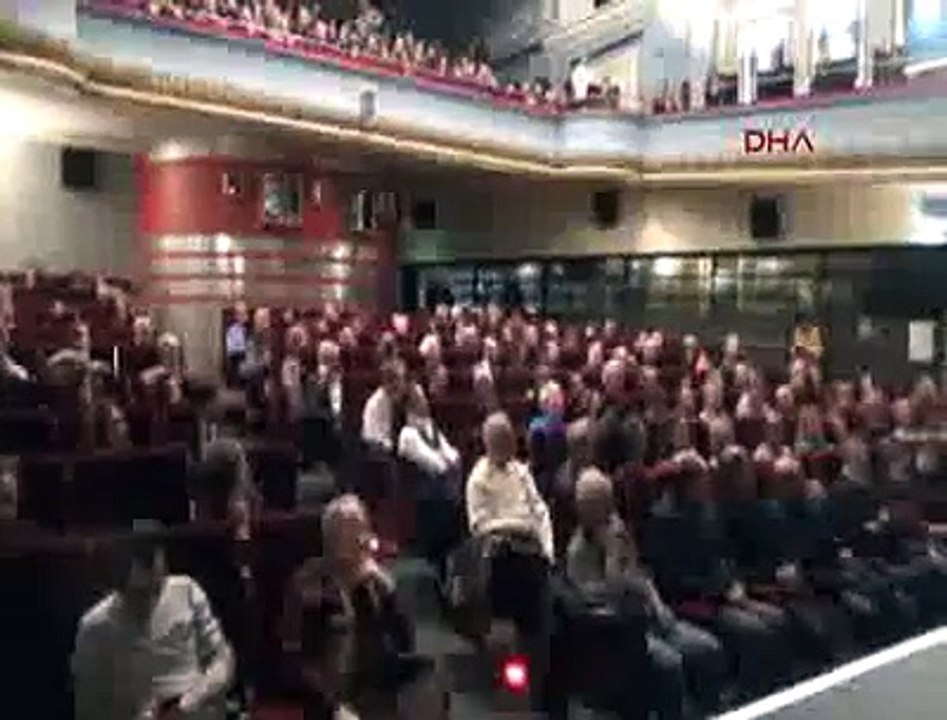 Fransa'da Can Dündar ve Erdem Gül için dayanışma