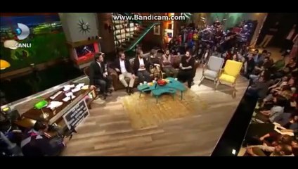Beyaz Show  Diriliş Ertuğrul Oyuncuları ve Koray Avcı'nın Hikayesi 11 Aralık 2015