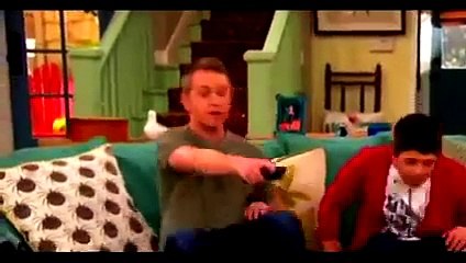 Good Luck Charlie S03E13 Teddy and the Bambino