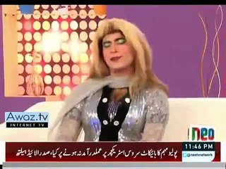 Mubashir Lucman Making Fun of Altaf Hussain's song