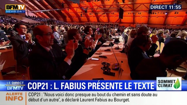 Laurent Fabius ému aux larmes lors de la présentation de l'accord final de la COP21