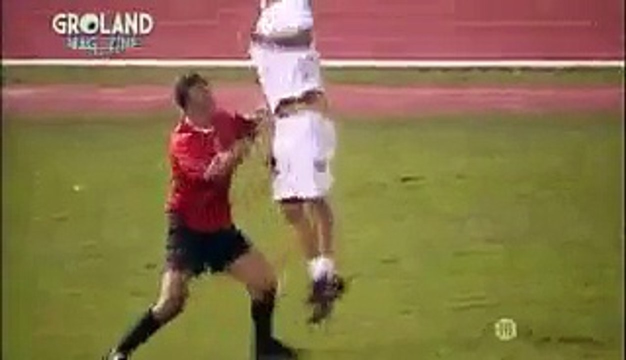 fotball match funny