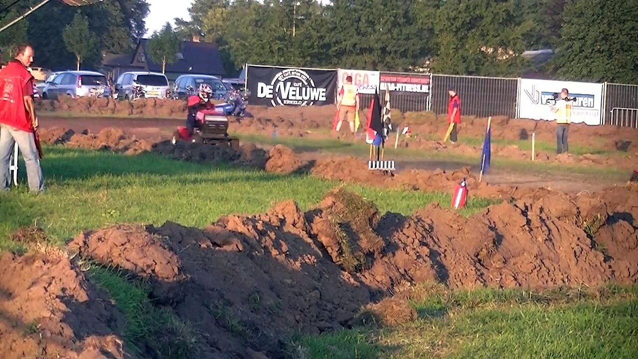 Nk gazonmaaier race Ermelo 20 7 2013 With 3th heat  manche 3 A Specials + wedstrijd 9 +  Pagani Productions onboard cam