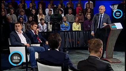 Ось чому, в політиці має бути більше жінок.