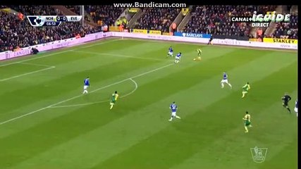 Nathan Redmond shot chance
