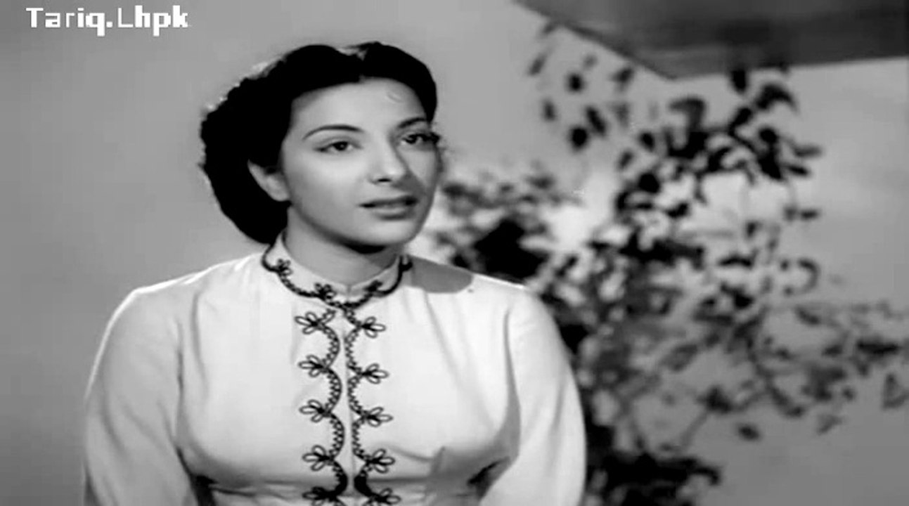 Naseeb dar pe tere azmane aaya hoon tujhi ko teri kahani sunane aaya hoon=1951