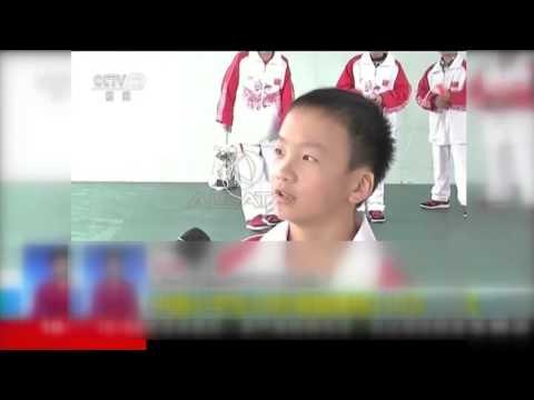 Nxënësi kinez vendos dy rekorde te reja në garën e hedhjes në litar