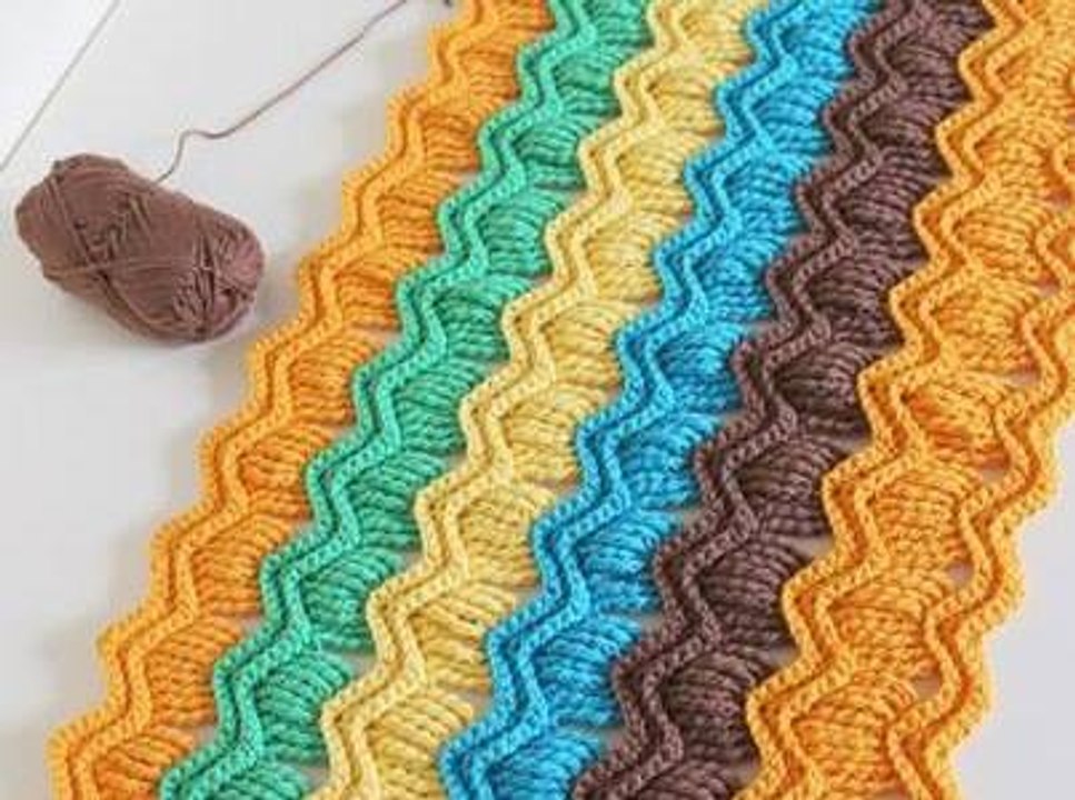 Vintage Fan Ripple Afghan