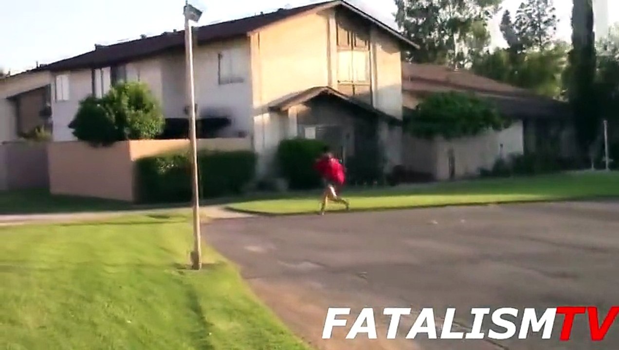 Grenade Prank in the Hood (PRANKS GONE WRONG) Halloween Pranks 2014 - Halloween Costumes