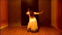 Dance on Aaja Nachle bollywood wedding song