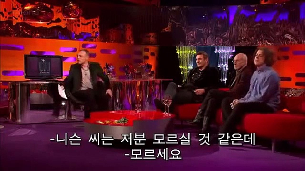 리암니슨 팬 서비스