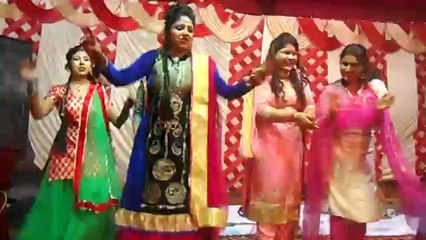 wedding dance in ladies sangeet