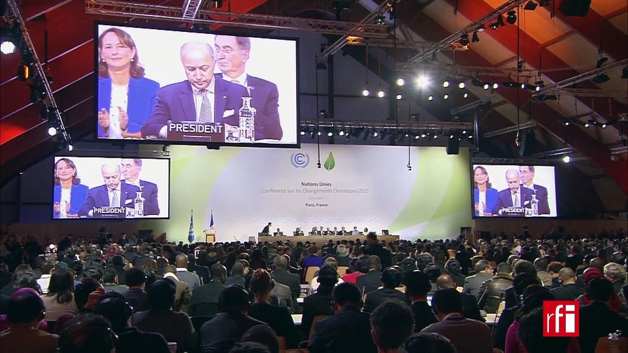 #cop21 : édition spéciale -midi- samedi 12 déce...
