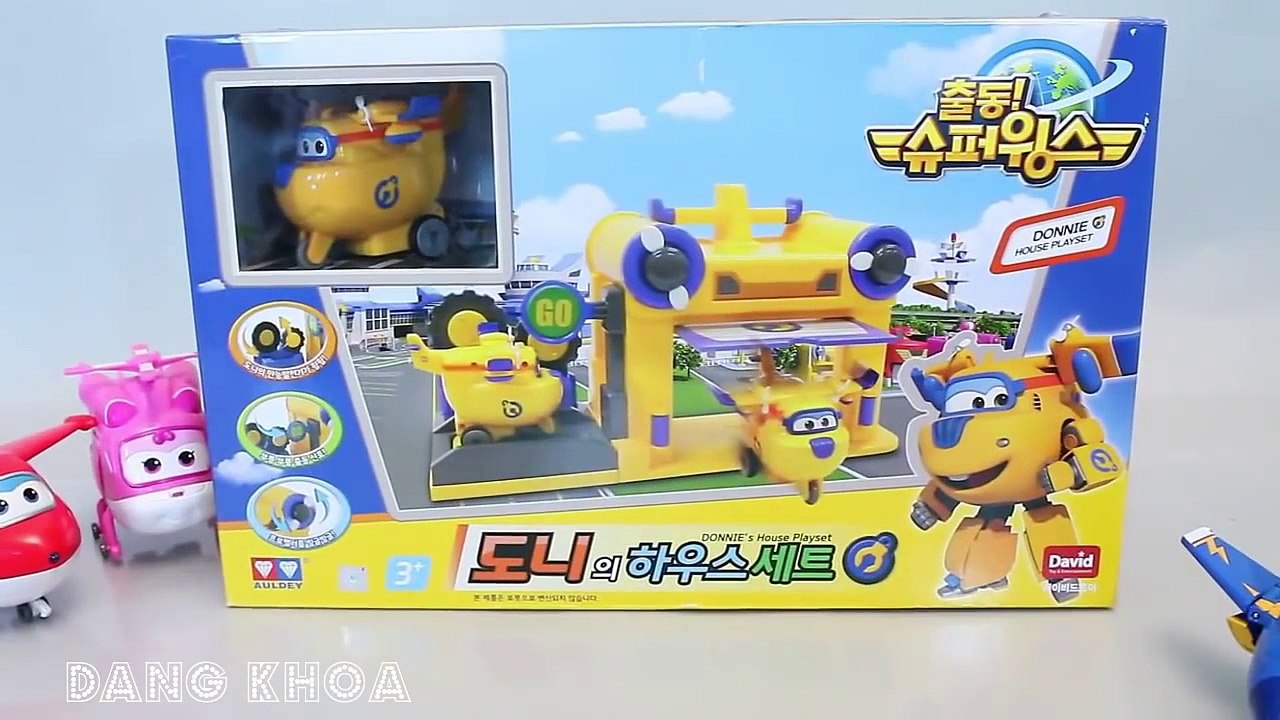 Biệt đội bay siêu đẳng Super Wings biến hình thành siêu nhân robot
