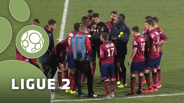 Clermont Foot - Stade Lavallois (4-1) - Résumé - (CF63-LAVAL) / 2015-16