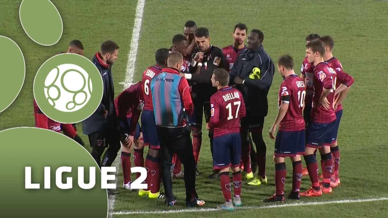 Clermont Foot - Stade Lavallois (4-1)  - Résumé - (CF63-LAVAL) / 2015-16