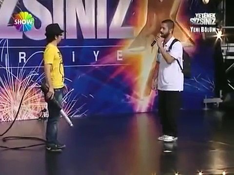 Yetenek Sizsiniz Türkiye Koray Avcı Performansı İlginç Performans