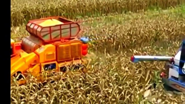 tractor stuck in mud interesting technique, agriculture farming technology, tractor workin