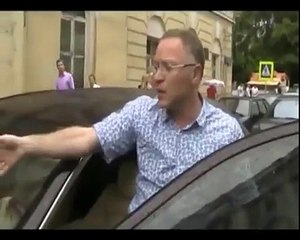 Вот как блатной отхватил по морде от простого парня!