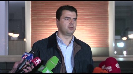 BASHA: 17 DHJETOR PROTESTE PERPARA KRYEMINISTRISE