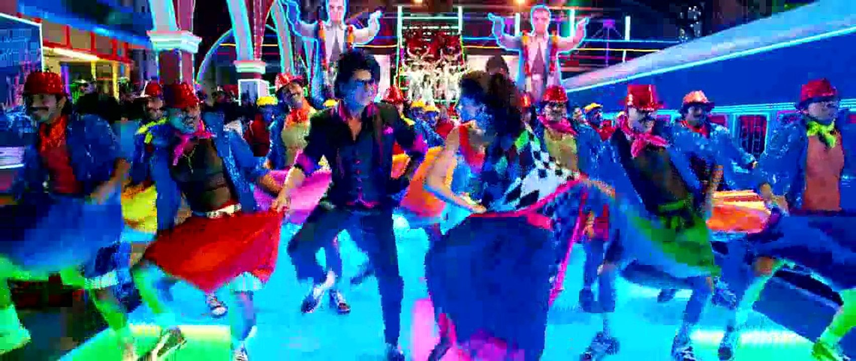 HS |  Chennai Express---Lungi Dance