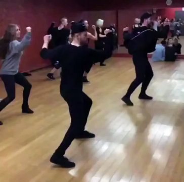 Val Chmerkovskiy and Jenna Johnson Hip Hop Sway Rehearsal