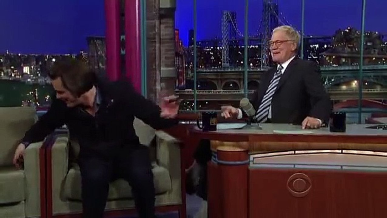 Jim Carrey Breaks Cup and Sings Take on Me on Letterman